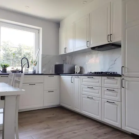 Apartament Ablotu - 2-8 Person, Parking,garden *